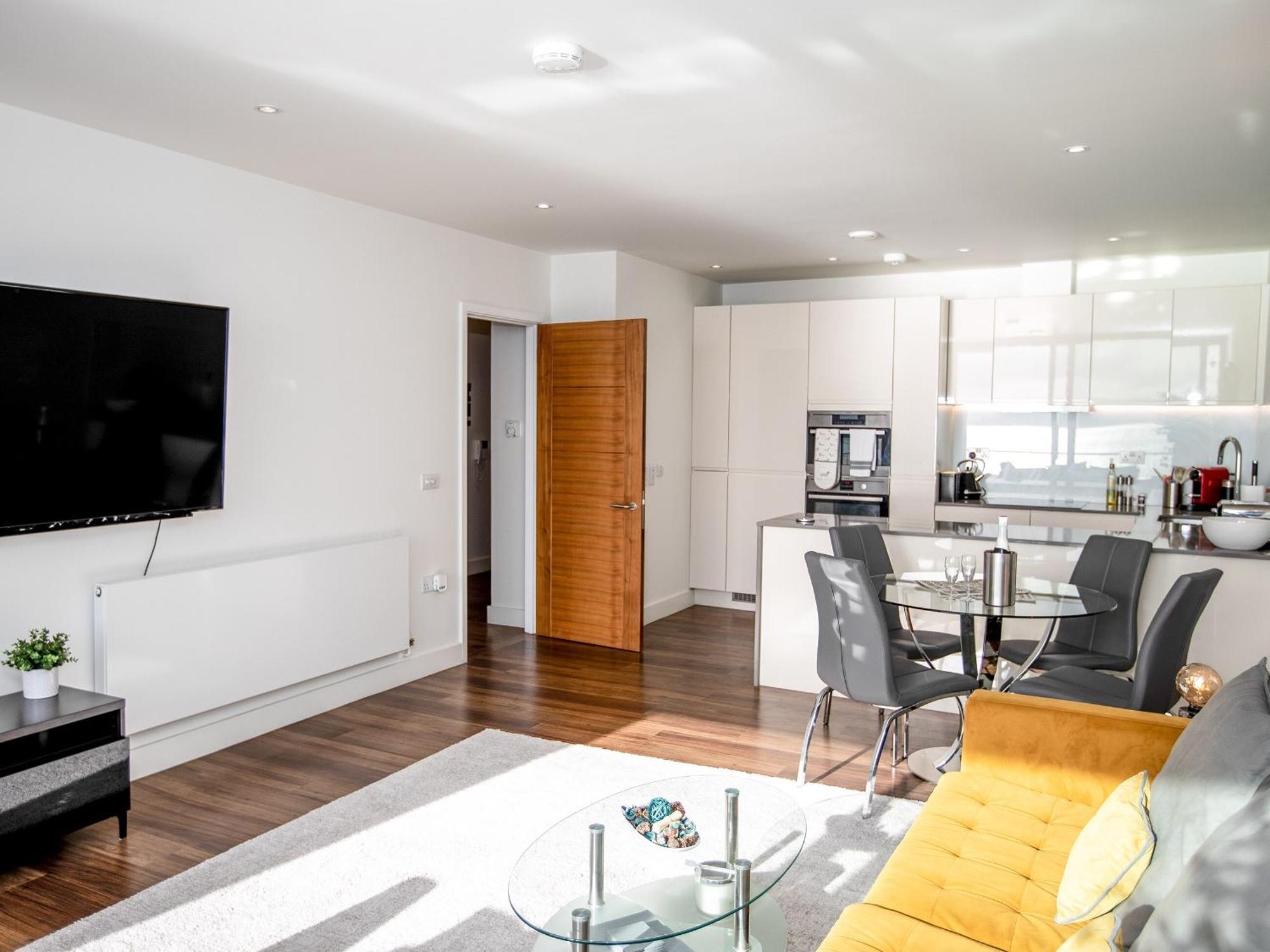 17 Air-conditioned Bedrooms